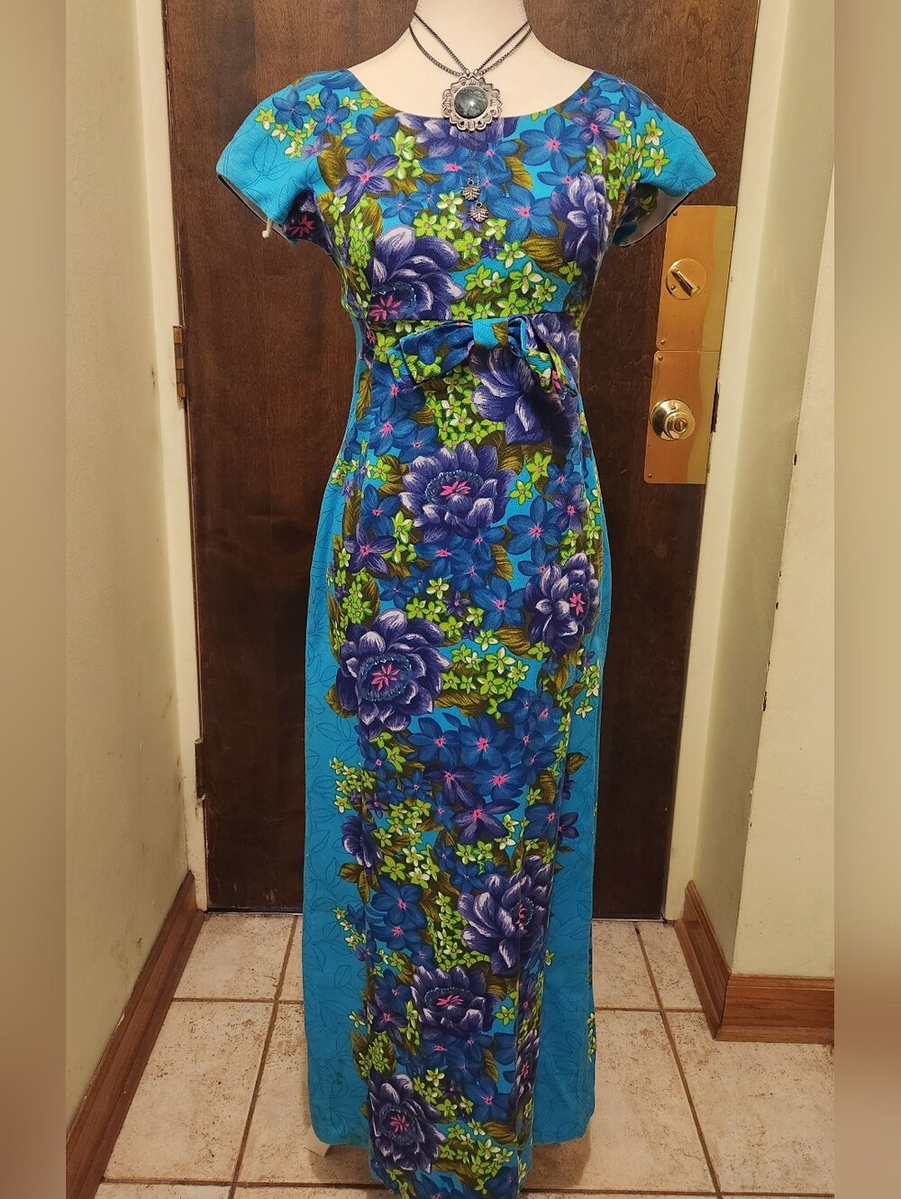 60's Hawaiian barkcloth waterfall dress
